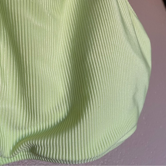 NWOT - Active Women’s Light Support Neon Yellow Sports Bra - Picture 3 of 5